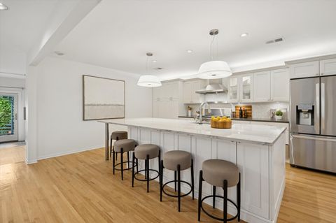 Tiny photo for 902 S Morgan Street, Chicago, IL 60607 (MLS # 12489190)