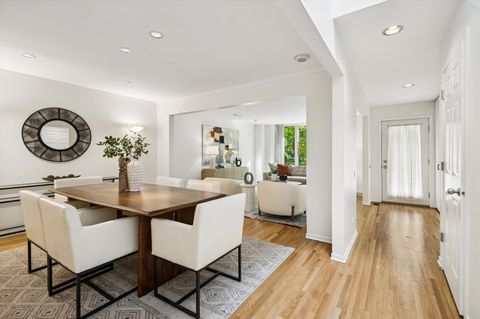 Tiny photo for 902 S Morgan Street, Chicago, IL 60607 (MLS # 12489190)