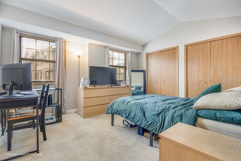 Tiny photo for 1490 W Jefferson Avenue #B, Naperville, IL 60540 (MLS # 12457465)
