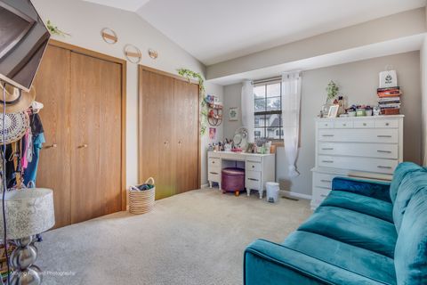 Tiny photo for 1490 W Jefferson Avenue #B, Naperville, IL 60540 (MLS # 12457465)