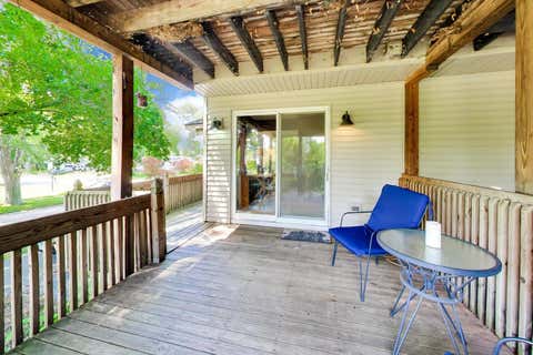 Tiny photo for 1005 Fern Avenue, St. Charles, IL 60174 (MLS # 12717736)
