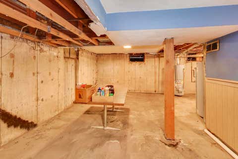 Tiny photo for 1005 Fern Avenue, St. Charles, IL 60174 (MLS # 12717736)