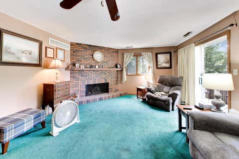 Tiny photo for 1005 Fern Avenue, St. Charles, IL 60174 (MLS # 12717736)