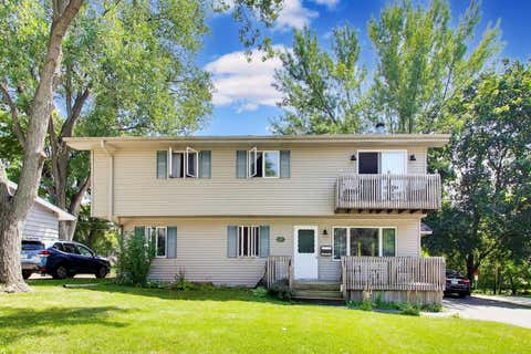 Photo of 1005 Fern Avenue, St. Charles, IL 60174 (MLS # 12717736)
