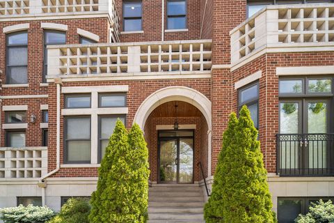 Tiny photo for 4355 S Lake Park Avenue #2N, Chicago, IL 60653 (MLS # 12387982)