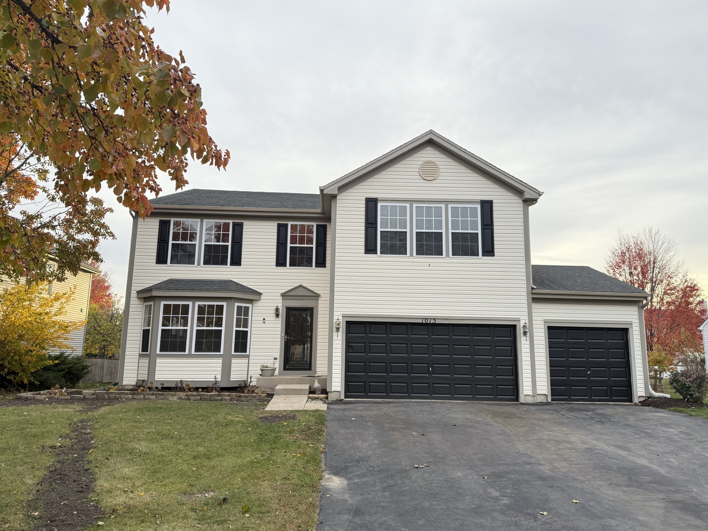 1015 Bayhill Lane