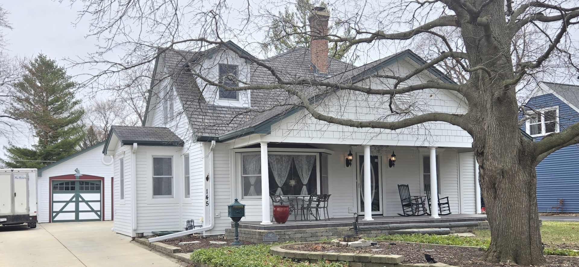 145 S HICKORY Street