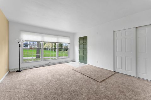 Tiny photo for 2511 Belle Avenue, Davenport, IA 52803 (MLS # 12612051)