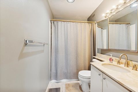 Tiny photo for 5415 N Sheridan Road #4815, Chicago, IL 60640 (MLS # 12485824)