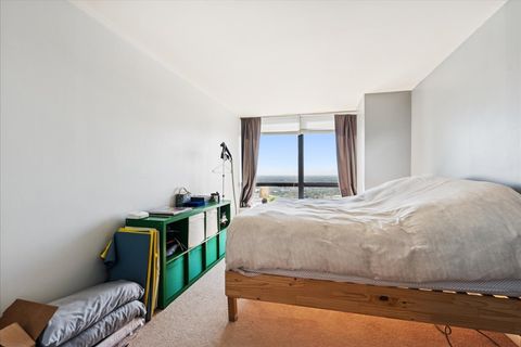 Tiny photo for 5415 N Sheridan Road #4815, Chicago, IL 60640 (MLS # 12485824)