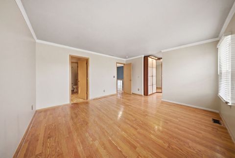 Tiny photo for 688 S Shannon Drive, Romeoville, IL 60446 (MLS # 12618366)