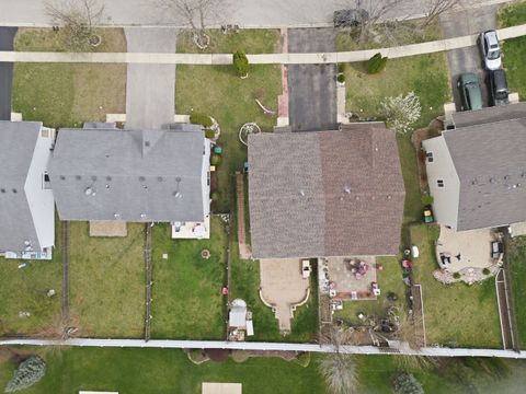 Tiny photo for 688 S Shannon Drive, Romeoville, IL 60446 (MLS # 12618366)
