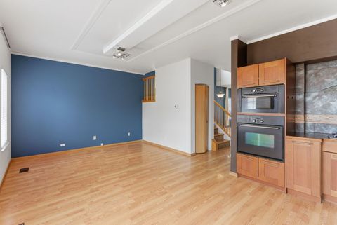 Tiny photo for 688 S Shannon Drive, Romeoville, IL 60446 (MLS # 12618366)