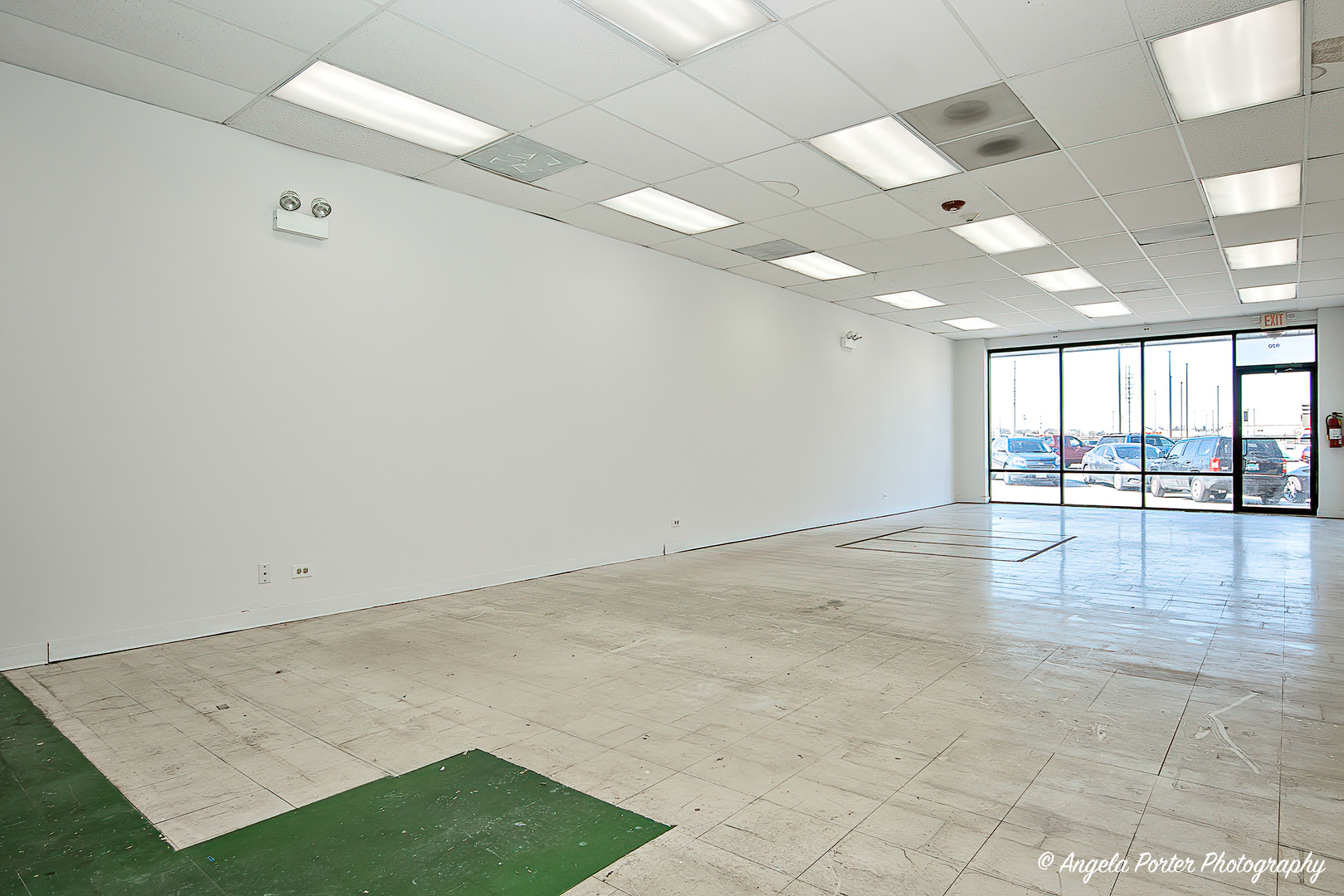 920 E Rollins Road 920
