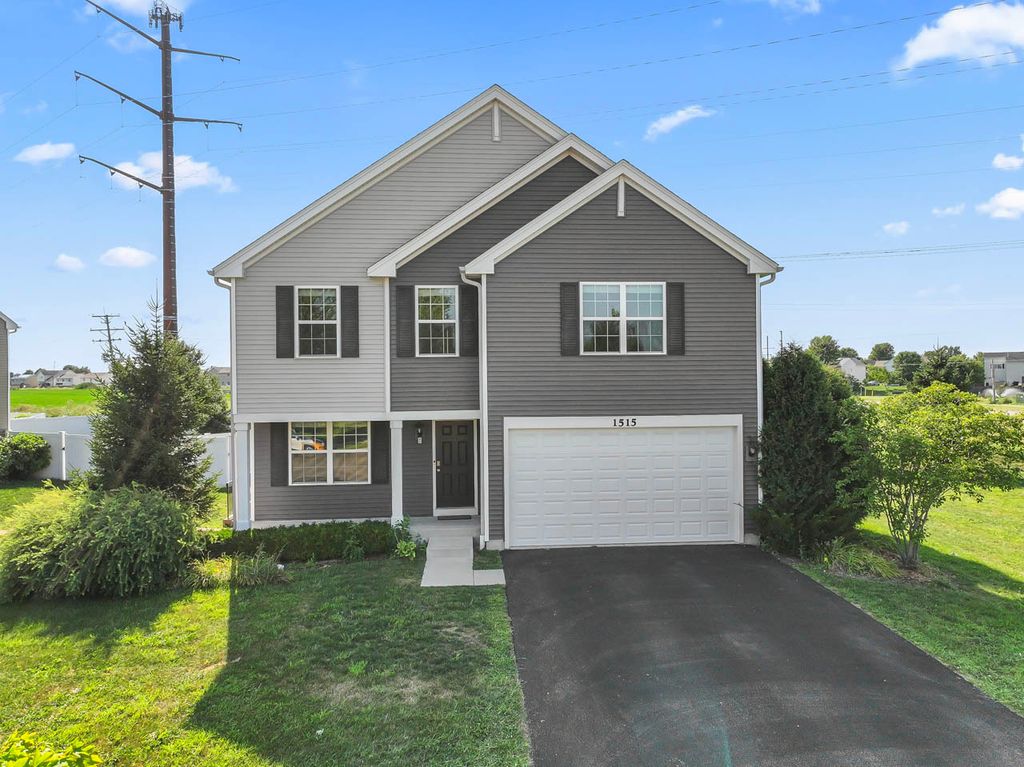 Photo for 1515 Staghorn Drive, Joliet, IL 60431 (MLS # 12480870)