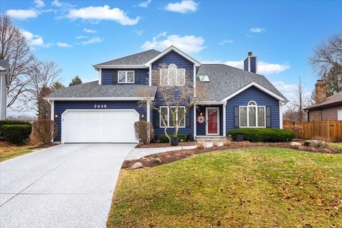 Photo of 2438 Wendover Drive, Naperville, IL 60565 (MLS # 12583544)