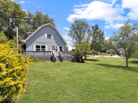 Tiny photo for 1210 Sun Vu Drive, Freeport, IL 61032 (MLS # 12672219)