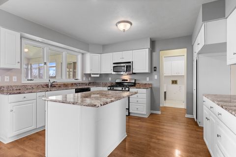 Tiny photo for 144 Glen Abbey Drive, Rockford, IL 61107 (MLS # 12609160)