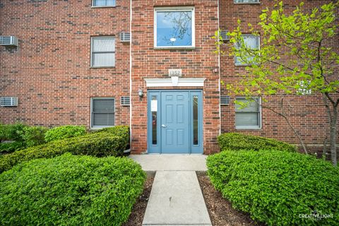 Tiny photo for 1352 Cunat Court #3C, Lake In The Hills, IL 60156 (MLS # 12631822)