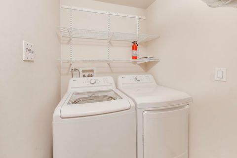 Tiny photo for 1327 S Indiana Parkway, Chicago, IL 60605 (MLS # 12530430)