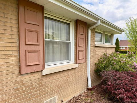 Tiny photo for Westchester, IL 60154 (MLS # 12633904)