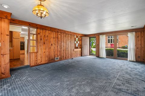 Tiny photo for Westchester, IL 60154 (MLS # 12633904)