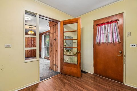 Tiny photo for Westchester, IL 60154 (MLS # 12633904)