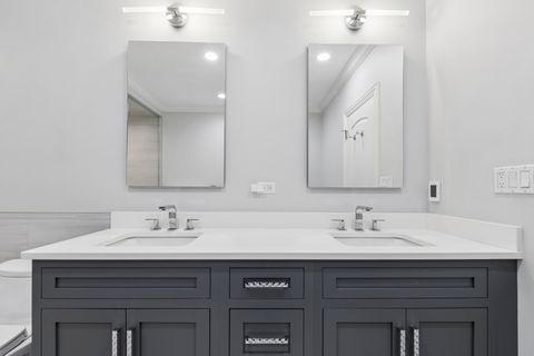 Tiny photo for 3236 N Kenmore Avenue #1, Chicago, IL 60657 (MLS # 12623395)