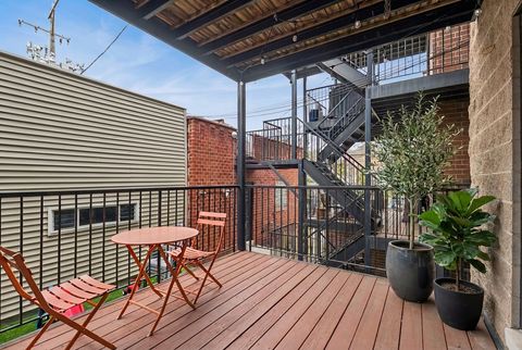 Tiny photo for 3236 N Kenmore Avenue #1, Chicago, IL 60657 (MLS # 12623395)