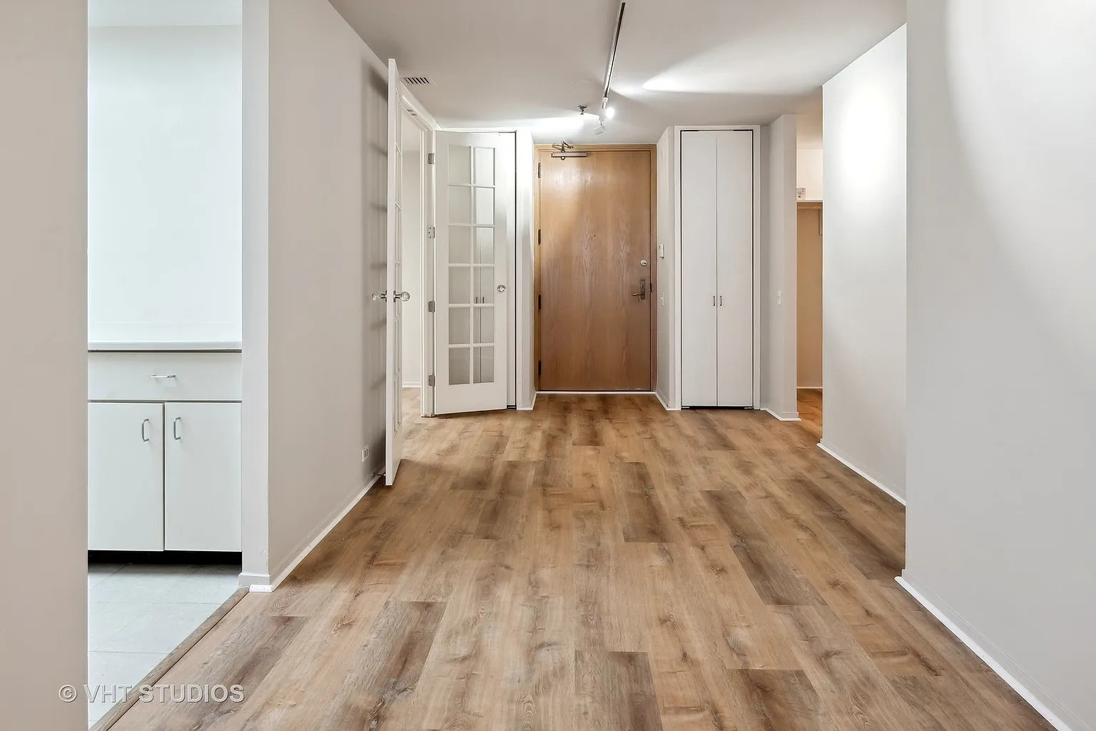 680 N Lake shore Drive 1512