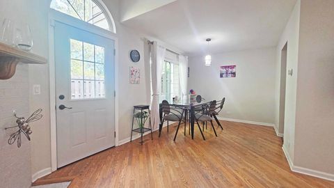 Tiny photo for 126 Woodstone Drive, Buffalo Grove, IL 60089 (MLS # 12491677)