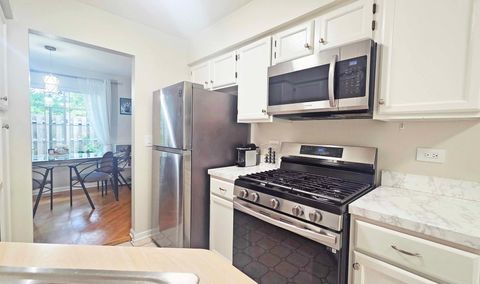 Tiny photo for 126 Woodstone Drive, Buffalo Grove, IL 60089 (MLS # 12491677)