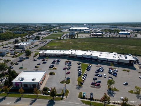 Tiny photo for 1102 S Oplaine Road, Gurnee, IL 60031 (MLS # 12477911)