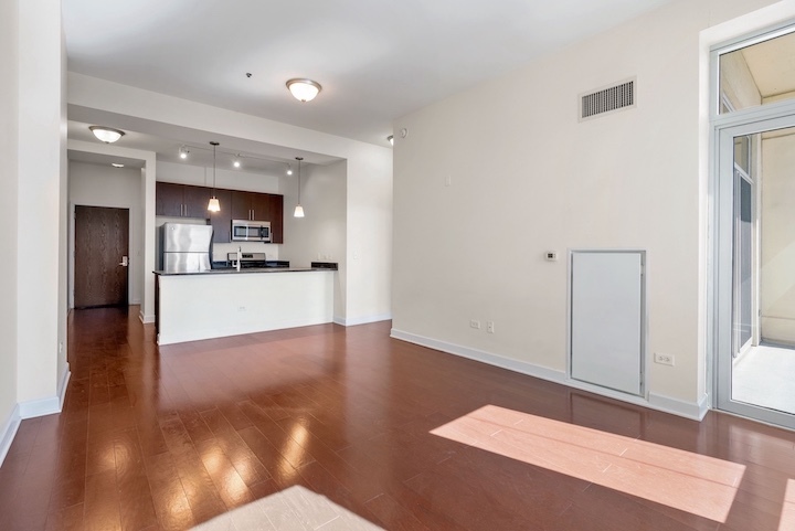 1400 S Michigan Avenue 2512