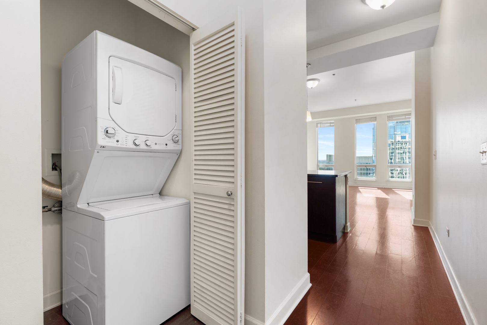1400 S Michigan Avenue 2512