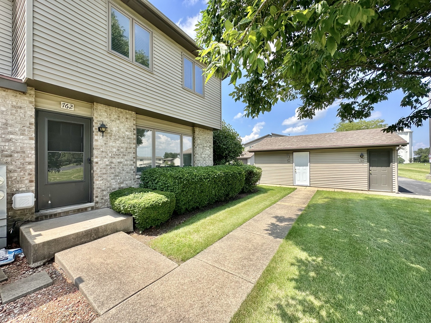 762 LAKE Road