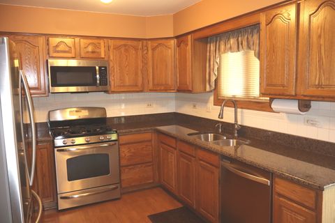 Tiny photo for 5128 W 113th Court, Alsip, IL 60803 (MLS # 12452929)