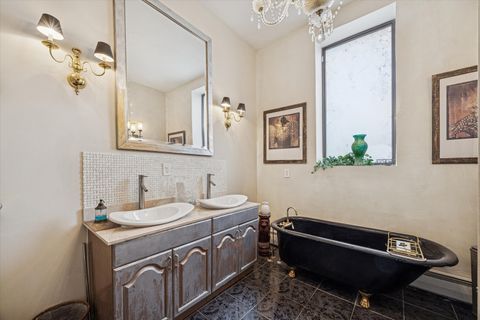 Tiny photo for 3736 S Michigan Avenue, Chicago, IL 60653 (MLS # 12580025)