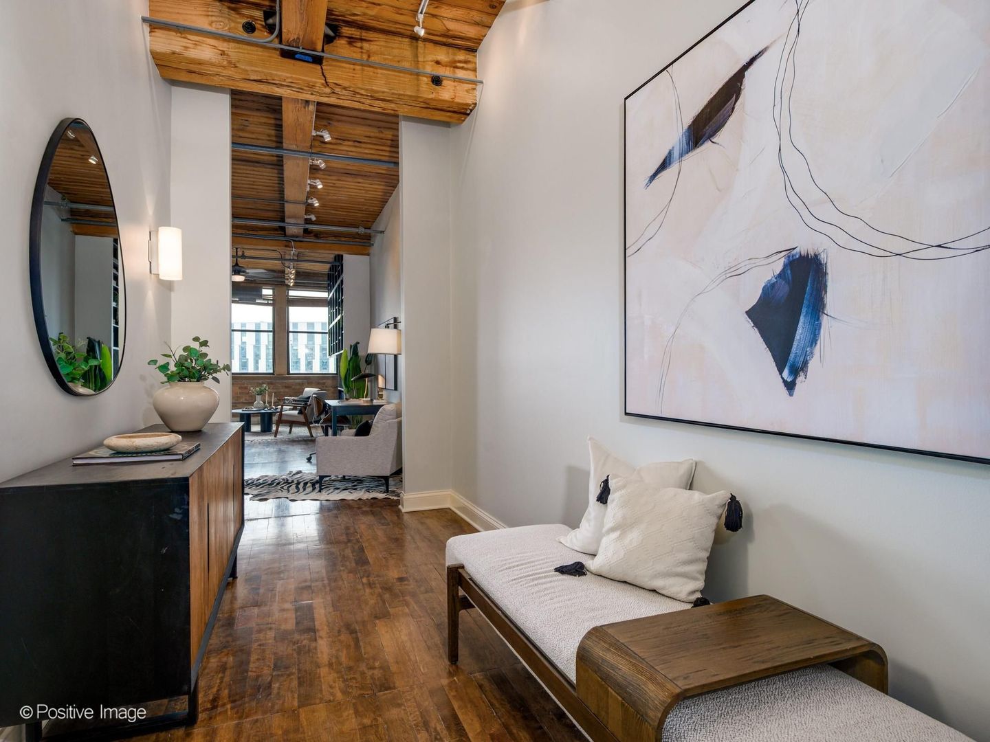 411 S SANGAMON Street 7D
