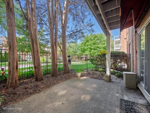 Tiny photo for 101 E Cossitt Avenue #102, La Grange, IL 60525 (MLS # 12773127)