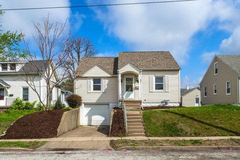 Tiny photo for 650 E Colorado Street, Davenport, IA 52803 (MLS # 12623517)