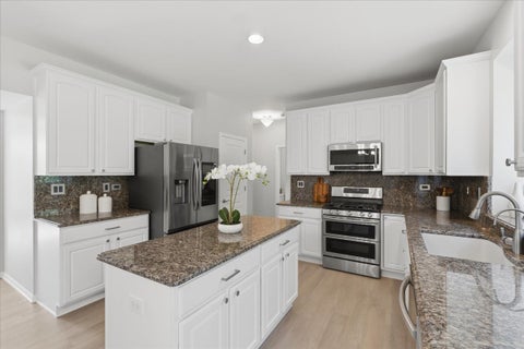 Tiny photo for 4 Sagebrush Court, Streamwood, IL 60107 (MLS # 12750503)