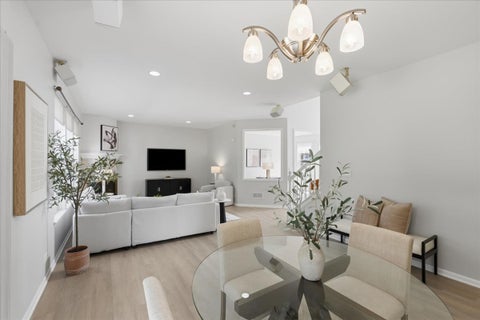 Tiny photo for 4 Sagebrush Court, Streamwood, IL 60107 (MLS # 12750503)