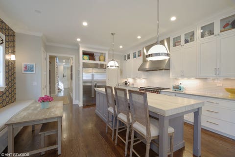 Tiny photo for 4138 N Paulina Street, Chicago, IL 60613 (MLS # 12718657)