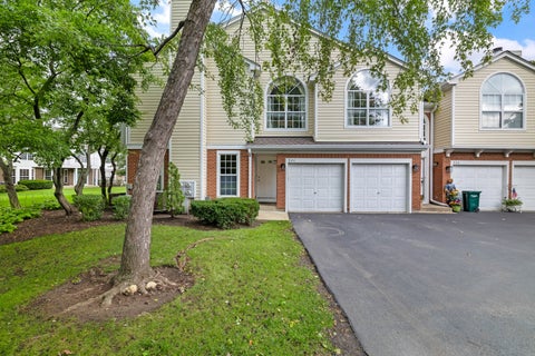 Photo of 924 Ann Arbor Lane #0, Vernon Hills, IL 60061 (MLS # 12767834)