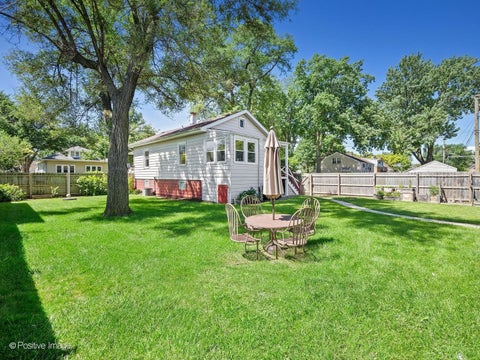 Tiny photo for 8944 Southview Avenue, Brookfield, IL 60513 (MLS # 12776176)