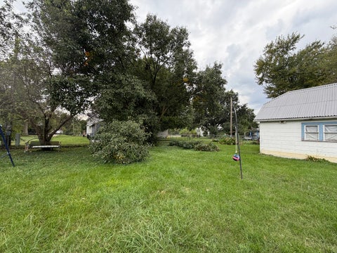 Tiny photo for 718 E Allen Street, Farmer City, IL 61842 (MLS # 12774841)