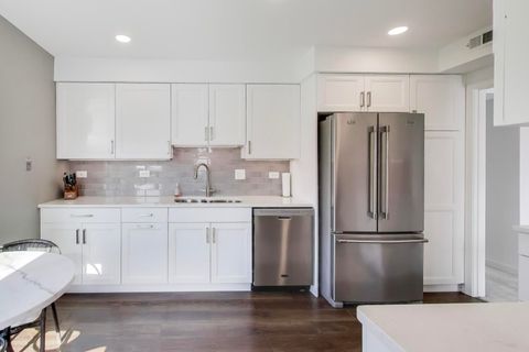 Tiny photo for 83 THORNHILL Lane #B, Lake Barrington, IL 60010 (MLS # 12688470)