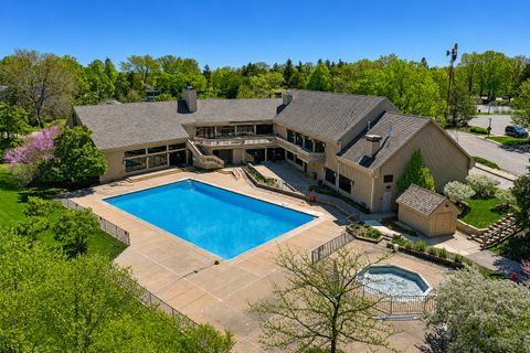 Tiny photo for 83 THORNHILL Lane #B, Lake Barrington, IL 60010 (MLS # 12688470)