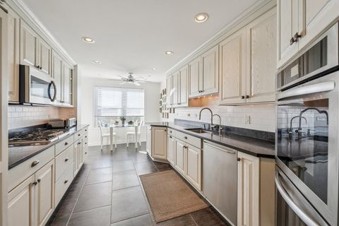 Tiny photo for 4545 W Touhy Avenue #319W, Lincolnwood, IL 60712 (MLS # 12558737)